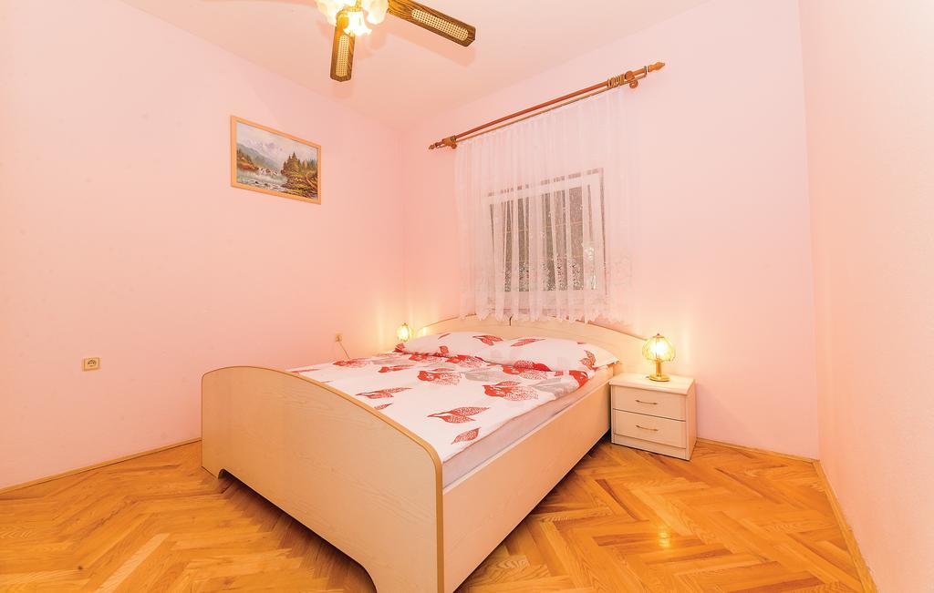 Apartments Stojanovic 비르 객실 사진